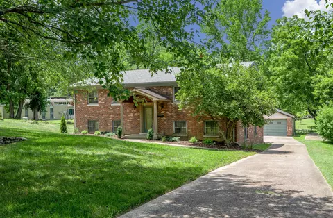 1521 Pine Meadow Rd, Lexington, KY 40504