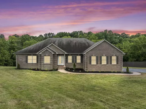 2836 Guynn Rd, Paint Lick, KY 40461