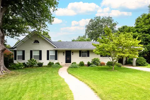 805 Providence Rd, Lexington, KY 40502
