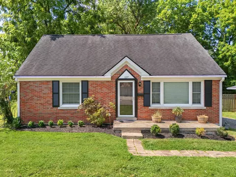 537 Claymont Dr, Lexington, KY 40503