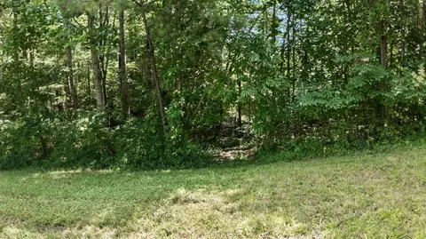 Exterior - 500 Rogers Rd, Corbin, KY 40701 photo 8 of 9