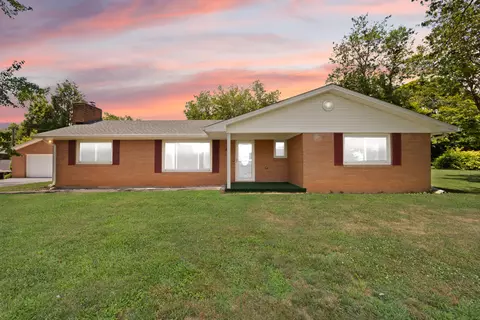 109 Norwood Dr, Science Hill, KY 42553
