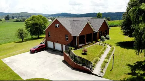 132 Lincoln Hills Dr, Somerset, KY 42501