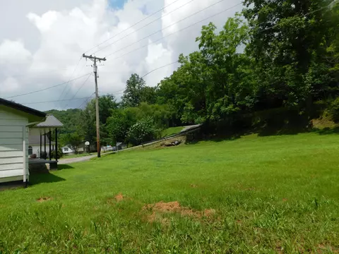 Exterior - 14 Day Hollow Rd, Bledsoe, KY 40810 photo 21 of 38