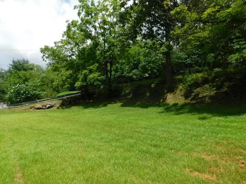 Exterior - 14 Day Hollow Rd, Bledsoe, KY 40810 photo 19 of 38