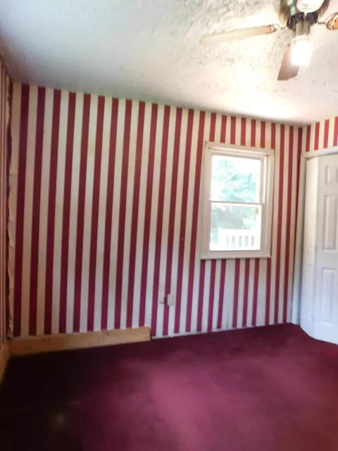 Bedroom - 14 Day Hollow Rd, Bledsoe, KY 40810 photo 2 of 11