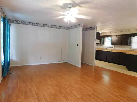 Living - 14 Day Hollow Rd, Bledsoe, KY 40810 photo 1 of 9