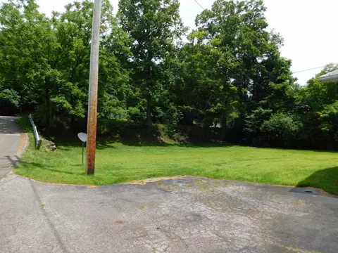 Exterior - 14 Day Hollow Rd, Bledsoe, KY 40810 photo 12 of 38