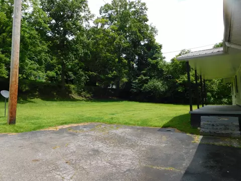 Exterior - 14 Day Hollow Rd, Bledsoe, KY 40810 photo 13 of 38