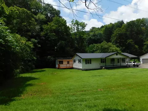 Exterior - 14 Day Hollow Rd, Bledsoe, KY 40810 photo 16 of 38
