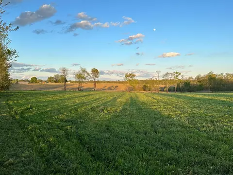 2007 Walnut Grove Rd, Carlisle, KY 40311