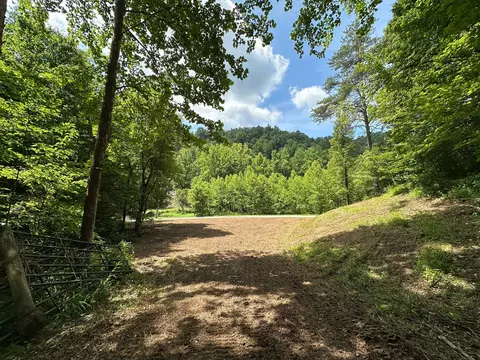 Exterior - 24 Fields Branch Road Grayson # A, Grayson, KY 41143 photo 4 of 28