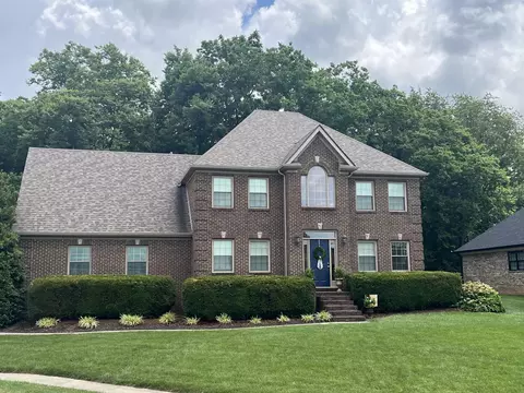 308 Ironwood Cir, Paris, KY 40361