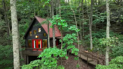 8 Debbie Lane Ln, Stanton, KY 40380