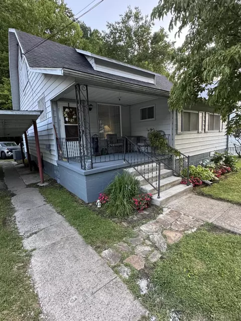 378 E Main St, Lynch, KY 40855 photo 1
