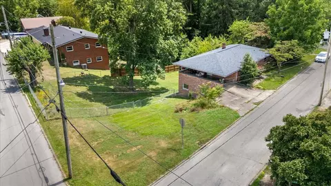 View/Area - 413 Chestnut St, Corbin, KY 40701 photo 6 of 6