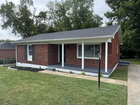 313 Memorial Dr, Shelbyville, KY 40065