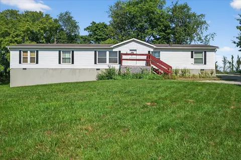 271 Summit Rd, Campbellsburg, KY 40011