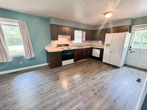213 Horn Dr, Lawrenceburg, KY 40342
