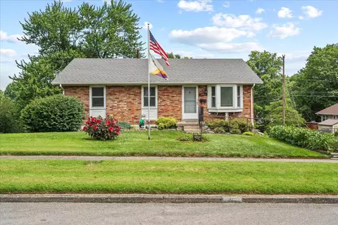 2405 Seine Rd, Lexington, KY 40504