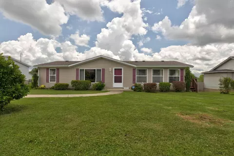 112 Derby Dr, Mount Sterling, KY 40353