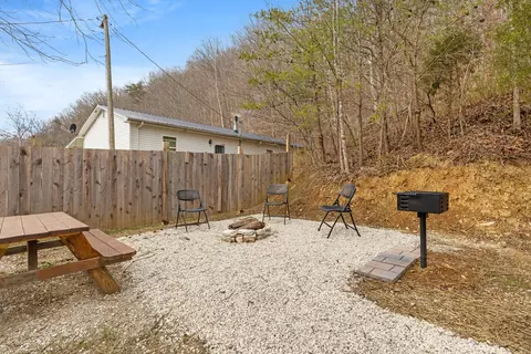 1276 Manning Rd, Slade, KY 40376 photo 38