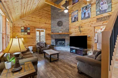 1276 Manning Rd, Slade, KY 40376 photo 5