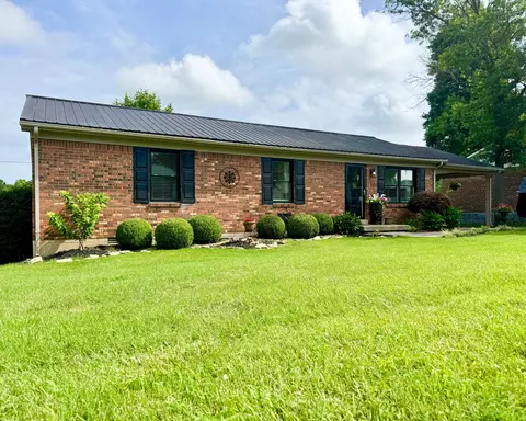 1919 Wings Nolk St, Paris, KY 40361
