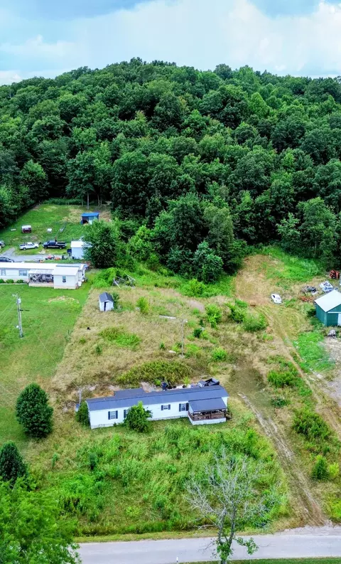 1954 Calico Rd, Berea, KY 40403