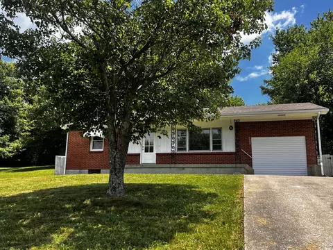 230 S Lucas St, Junction City, KY 40440