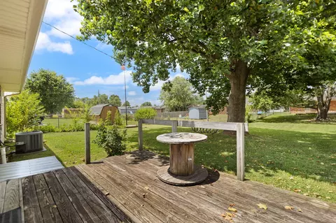 Exterior - 1115 Apache Trl, Georgetown, KY 40324 photo 5 of 14