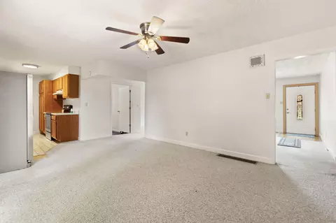 Living - 1115 Apache Trl, Georgetown, KY 40324 photo 10 of 11
