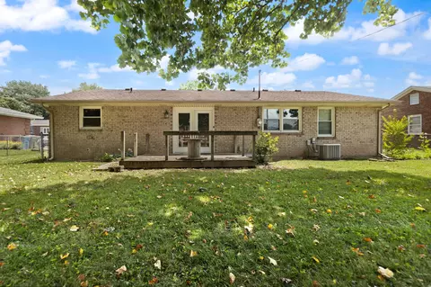 Exterior - 1115 Apache Trl, Georgetown, KY 40324 photo 9 of 14