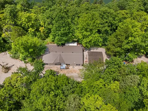 View/Area - 586 Spruce St, Burnside, KY 42519 photo 2 of 15
