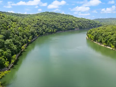 View/Area - 586 Spruce St, Burnside, KY 42519 photo 15 of 15