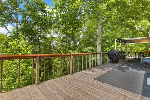 Exterior - 586 Spruce St, Burnside, KY 42519 photo 7 of 13