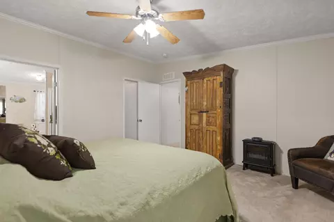 Bedroom - 586 Spruce St, Burnside, KY 42519 photo 5 of 7