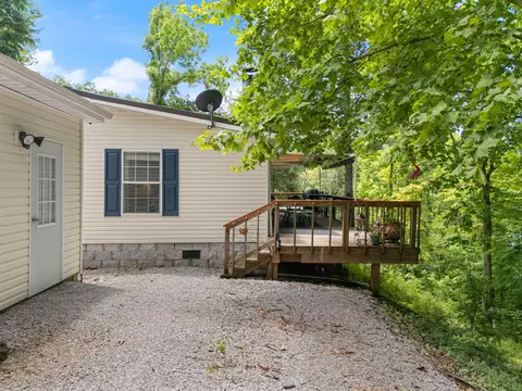 Exterior - 586 Spruce St, Burnside, KY 42519 photo 1 of 13