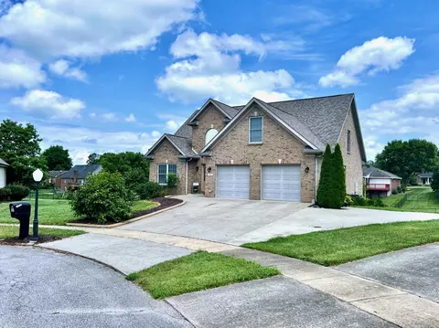 107 Post Time Ct, Frankfort, KY 40601