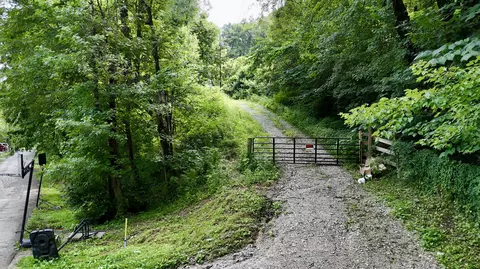 223 Bertha Hollow Rd, Gray, KY 40734