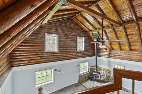 Entry Way - 39 Wright Rd, Frankfort, KY 40601 photo 5 of 7
