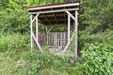 Exterior - 39 Wright Rd, Frankfort, KY 40601 photo 5 of 8