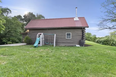 Exterior - 39 Wright Rd, Frankfort, KY 40601 photo 3 of 8