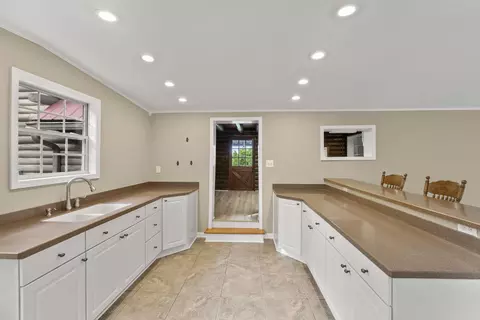 Kitchen - 39 Wright Rd, Frankfort, KY 40601 photo 1 of 4
