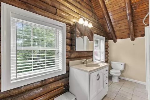 Bath - 39 Wright Rd, Frankfort, KY 40601 photo 2 of 3