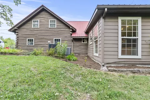 Exterior - 39 Wright Rd, Frankfort, KY 40601 photo 6 of 8
