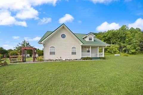 1553 Craig Rd, Williamsburg, KY 40769
