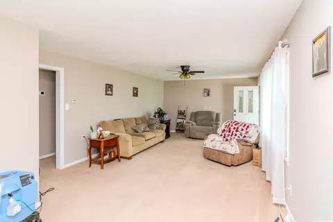 1541 E College Ave, Stanton, KY 40380 photo 8