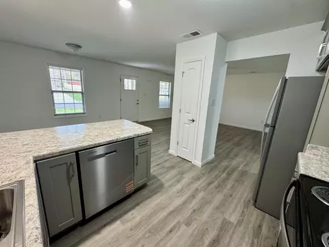 Kitchen - 363 Baldwin St, Berea, KY 40403 photo 1 of 3