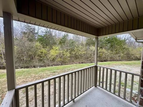 Exterior - 363 Baldwin St, Berea, KY 40403 photo 2 of 4